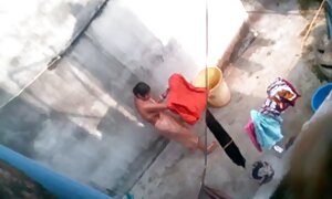 امرأة ذات شعر أحمر ، ناضجة ، تضغط سكسي مترجم للعربية على المياه العذبة من عشيق شاب فيديو إباحي 