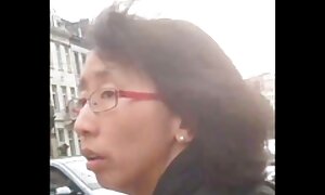 امرأة ناضجة إعطاء شاب شراب واقتراح فلم اجنبي سكسي مترجم الحب عاطفي يمارس الجنس معها فيديو إباحي 